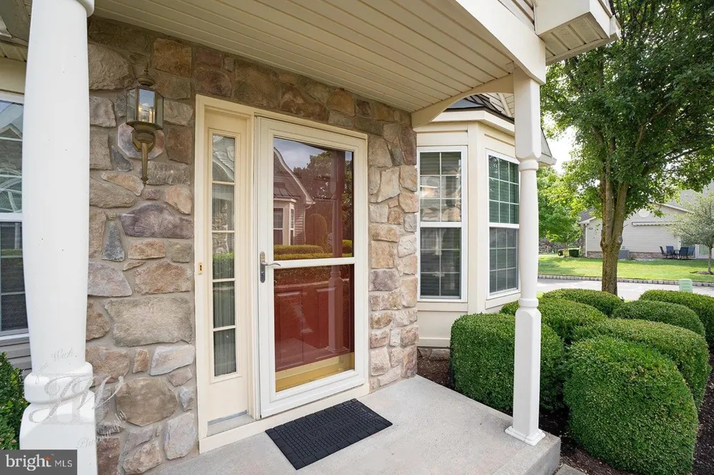 126 FAIRWAY DRIVE #141 Warminster, PA 18974