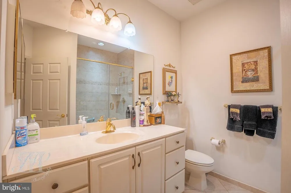 126 FAIRWAY DRIVE #141 Warminster, PA 18974
