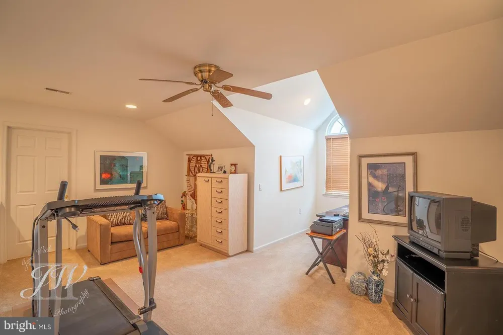126 FAIRWAY DRIVE #141 Warminster, PA 18974
