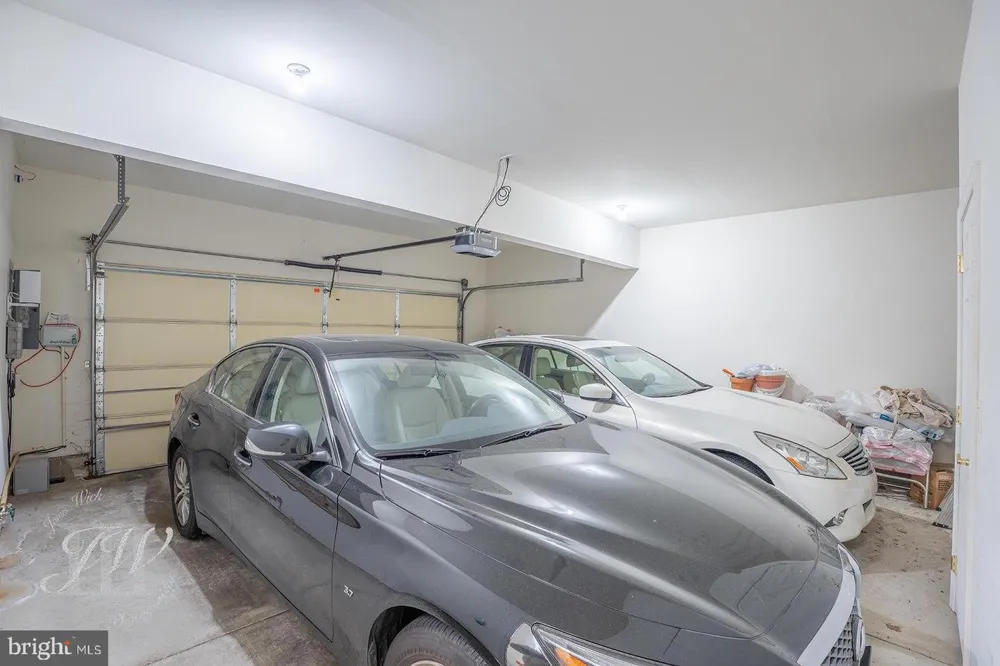 126 FAIRWAY DRIVE #141 Warminster, PA 18974