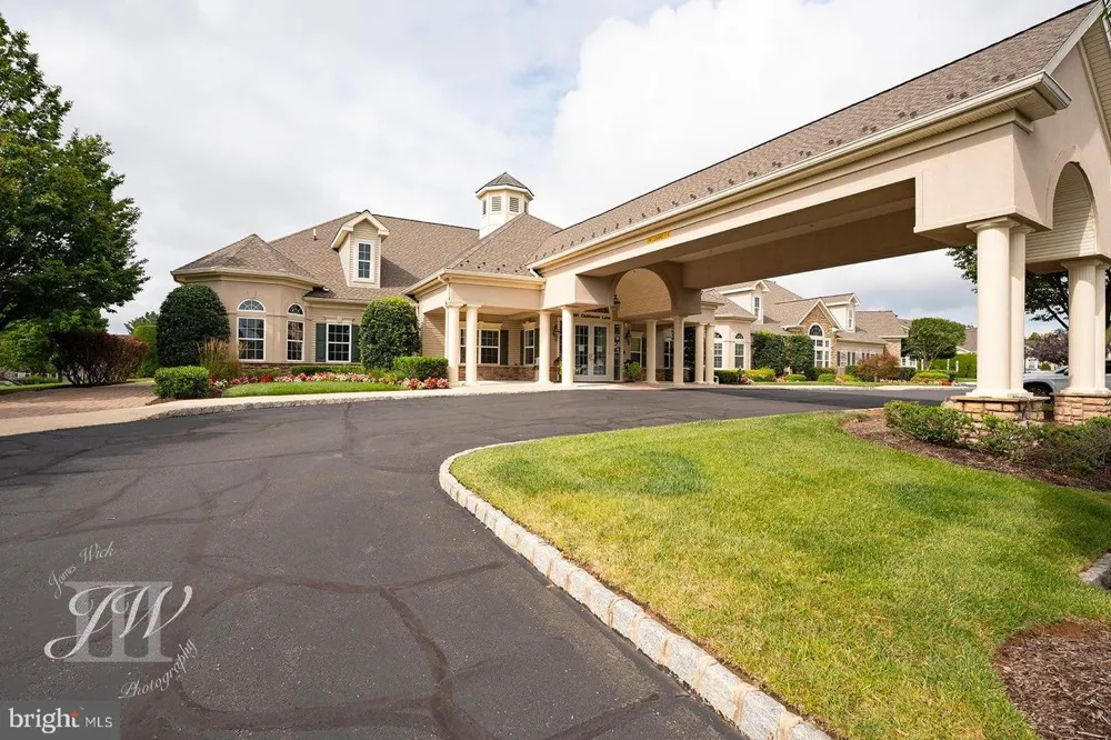 126 FAIRWAY DRIVE #141 Warminster, PA 18974