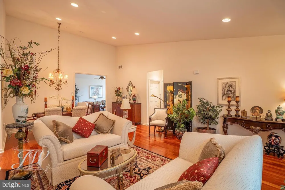 126 FAIRWAY DRIVE #141 Warminster, PA 18974