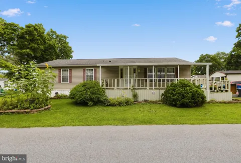 414 OAK DRIVE