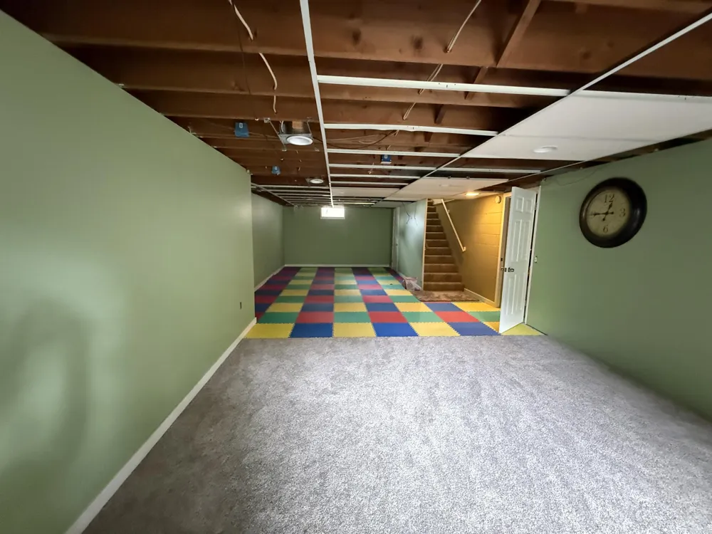 925 Wendover Boulevard Norton Shores, MI 49441