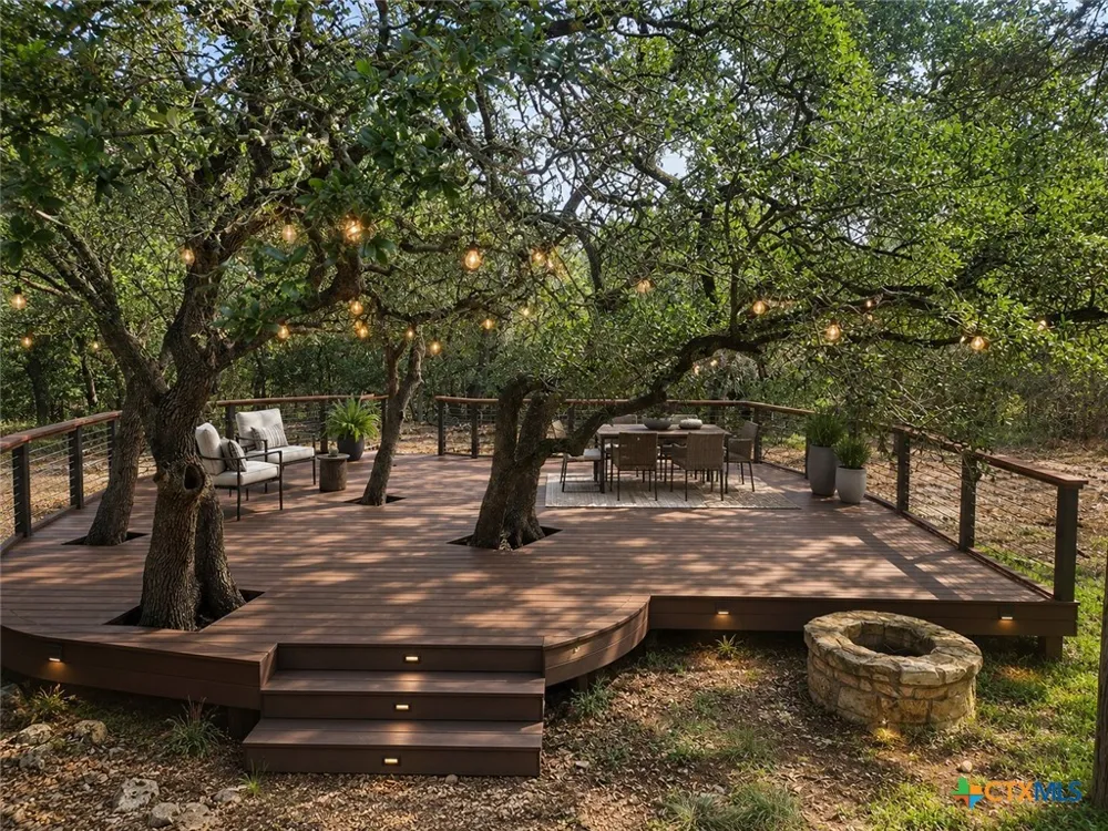 204 Falling Hills New Braunfels, TX 78132
