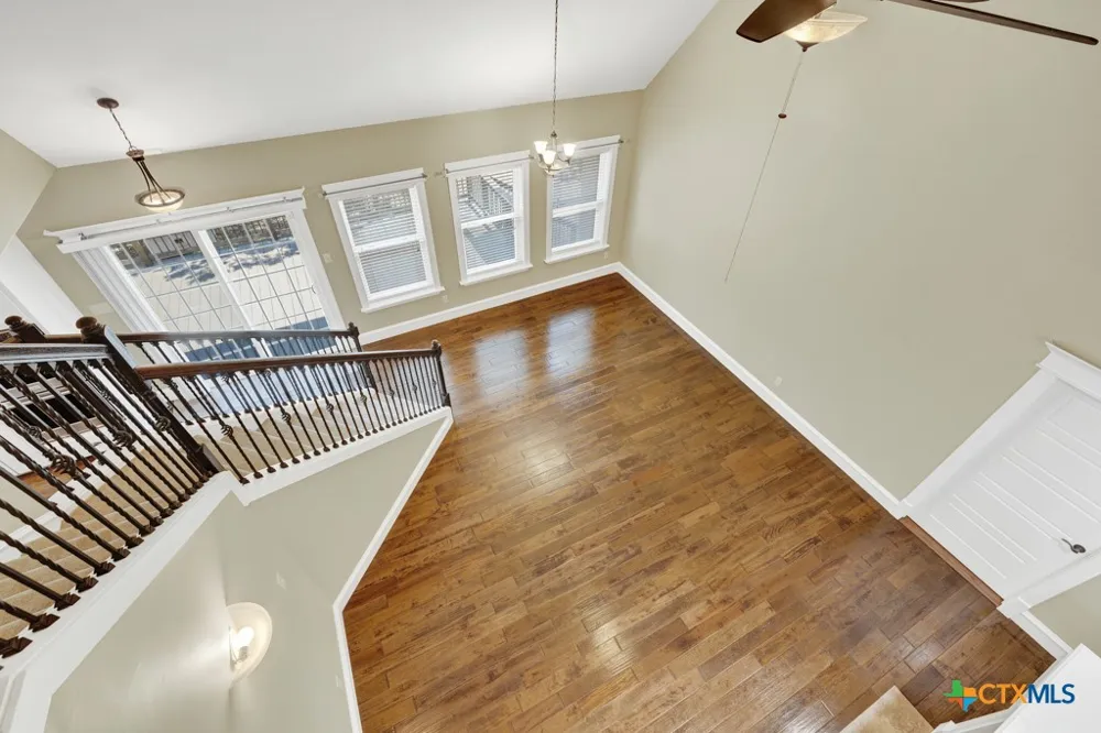 204 Falling Hills New Braunfels, TX 78132