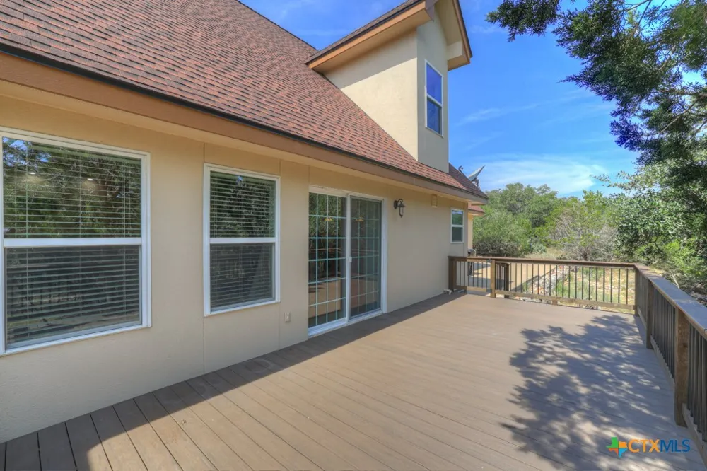 204 Falling Hills New Braunfels, TX 78132