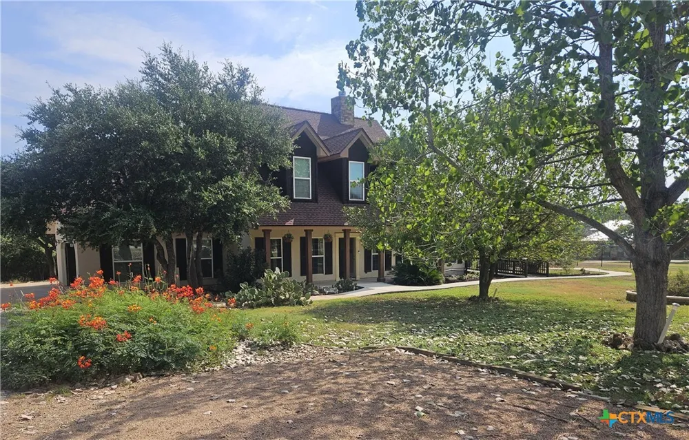 204 Falling Hills New Braunfels, TX 78132