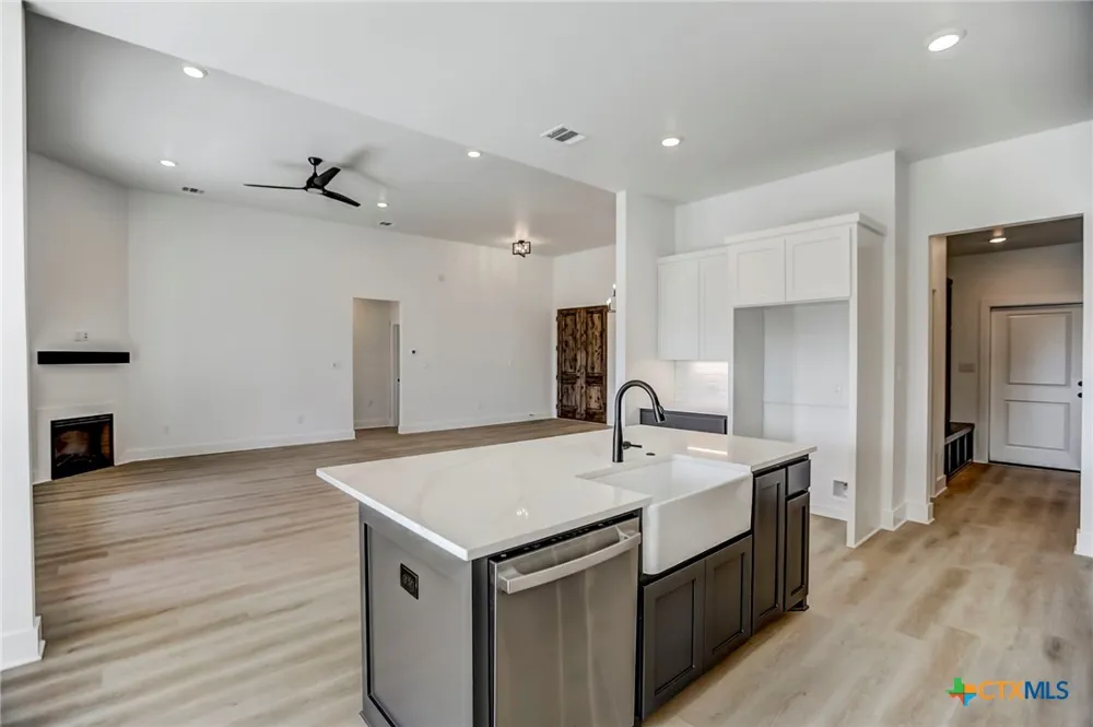 4049 Integrity Lane Salado, TX 76571
