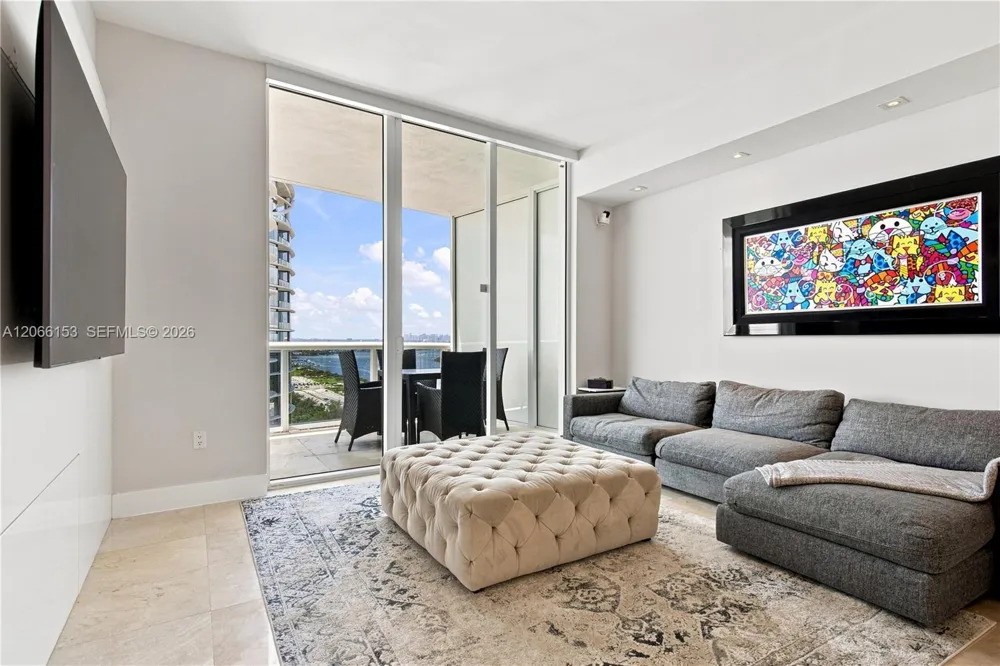 15811 Collins Ave #2802 Sunny Isles Beach, FL 33160