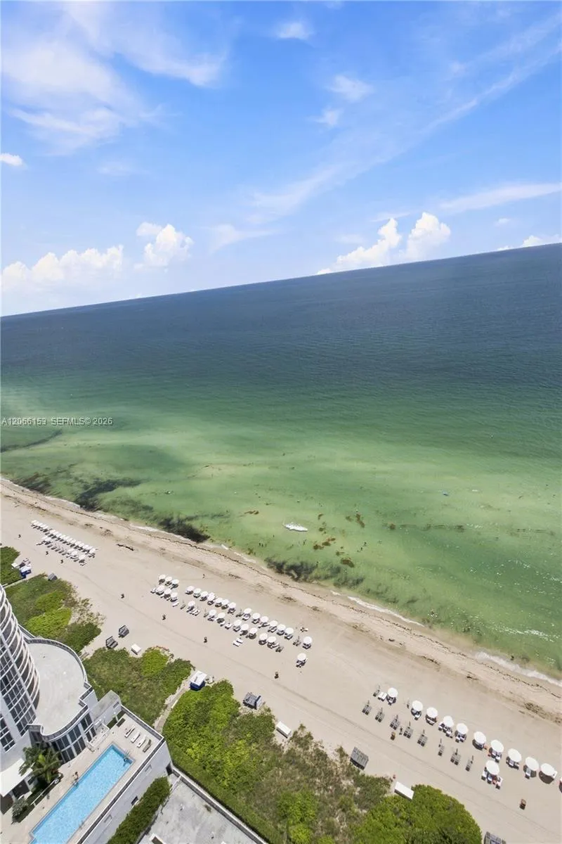 15811 Collins Ave #2802 Sunny Isles Beach, FL 33160