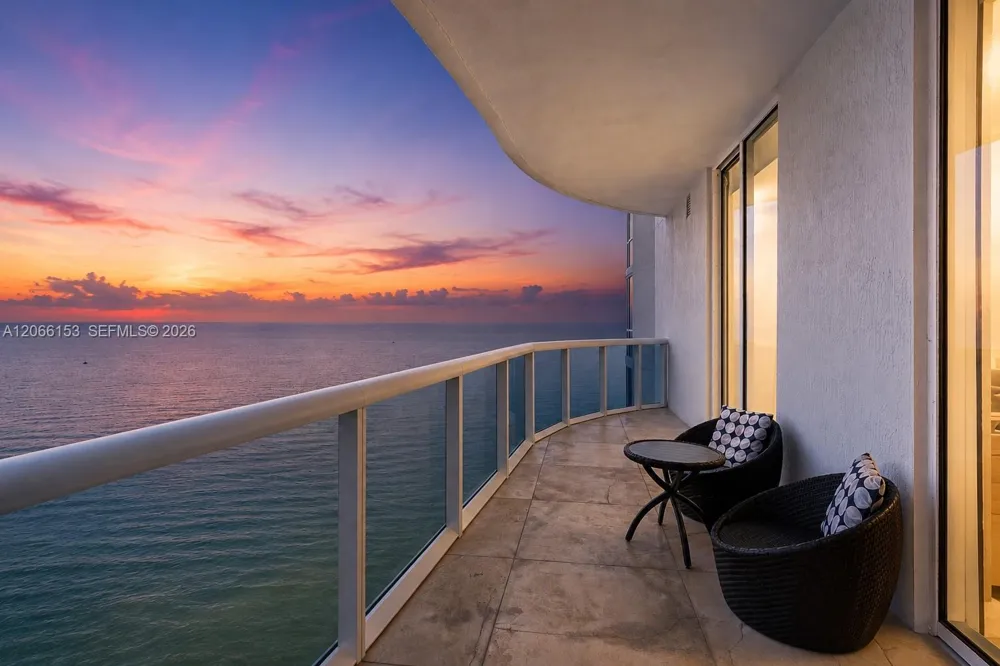 15811 Collins Ave #2802 Sunny Isles Beach, FL 33160
