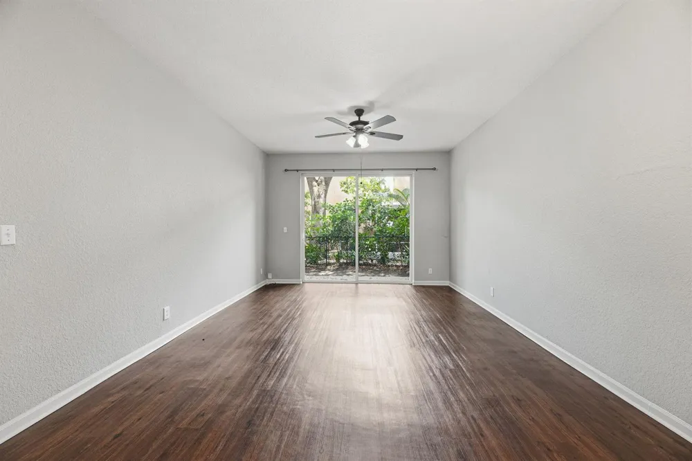 5205 Eagle Cay Manor Coconut Creek, FL 33073