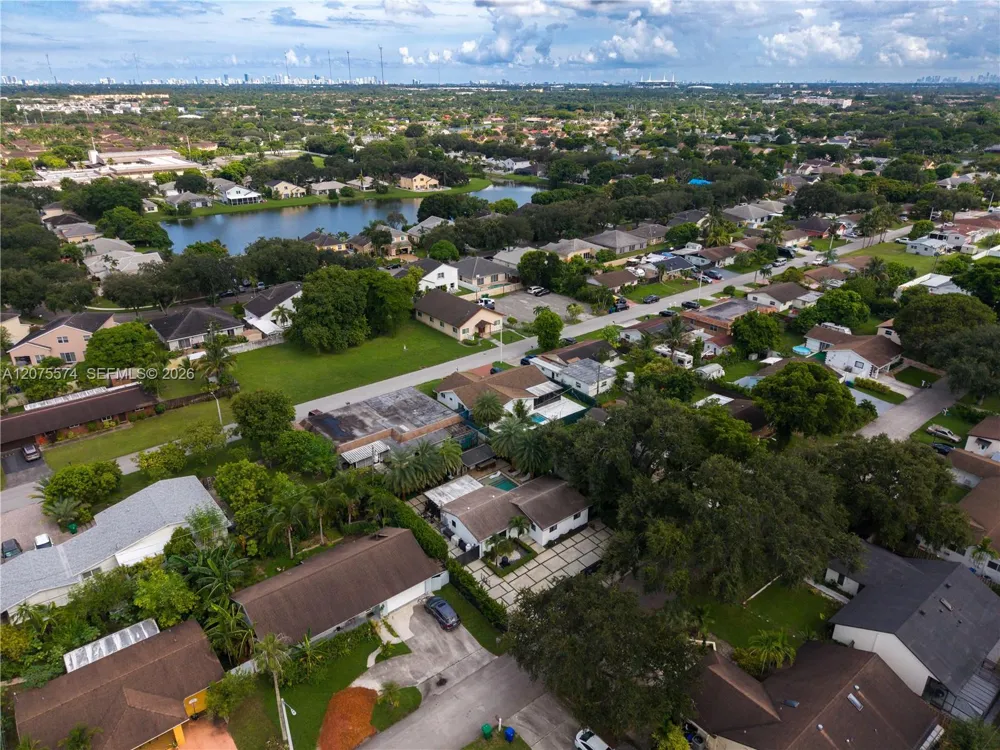 1721 SW 96th Ave Miramar, FL 33025