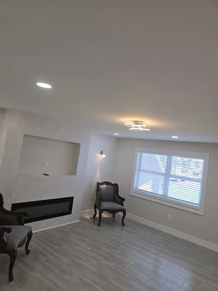 215 E NORMANDY E #215 Delray Beach, FL 33484