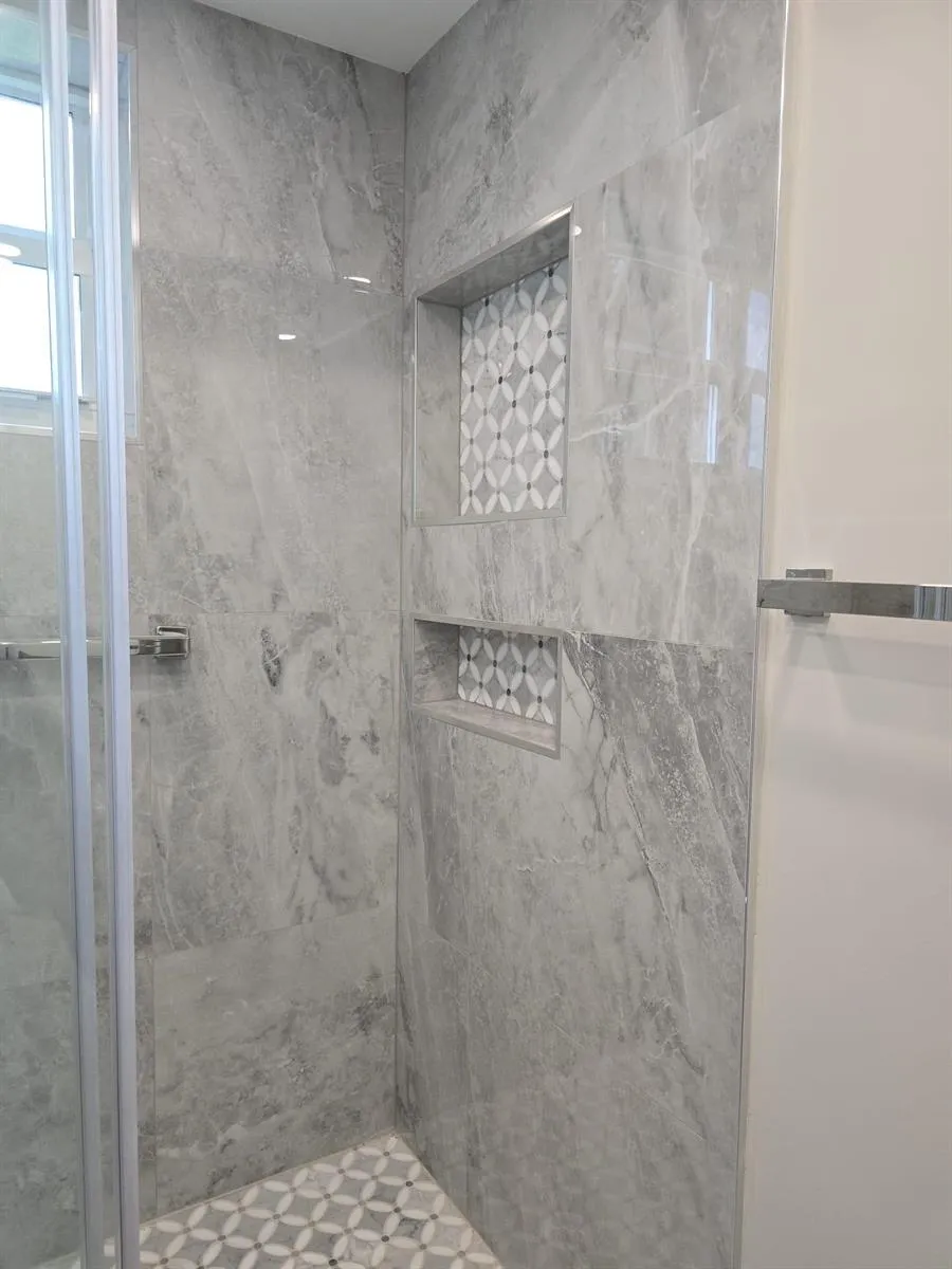 215 E NORMANDY E #215 Delray Beach, FL 33484