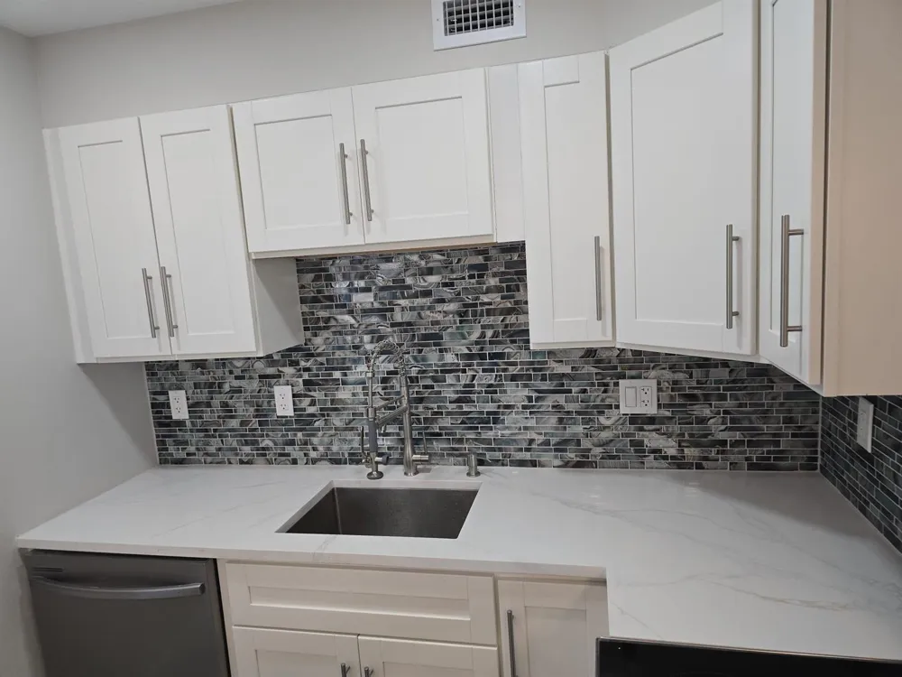 215 E NORMANDY E #215 Delray Beach, FL 33484