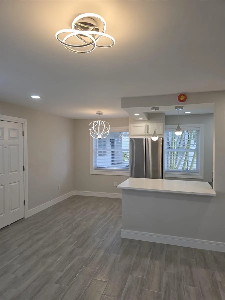 215 E NORMANDY E #215 Delray Beach, FL 33484