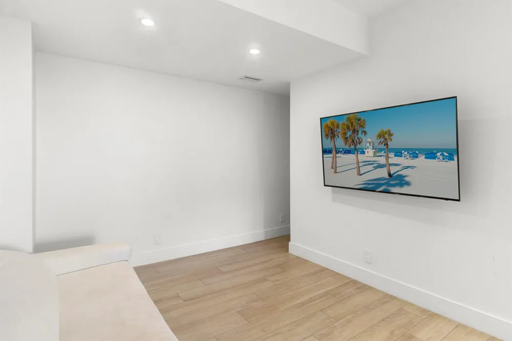 1865 S OCEAN DRIVE #21c Hallandale Beach, FL 33009