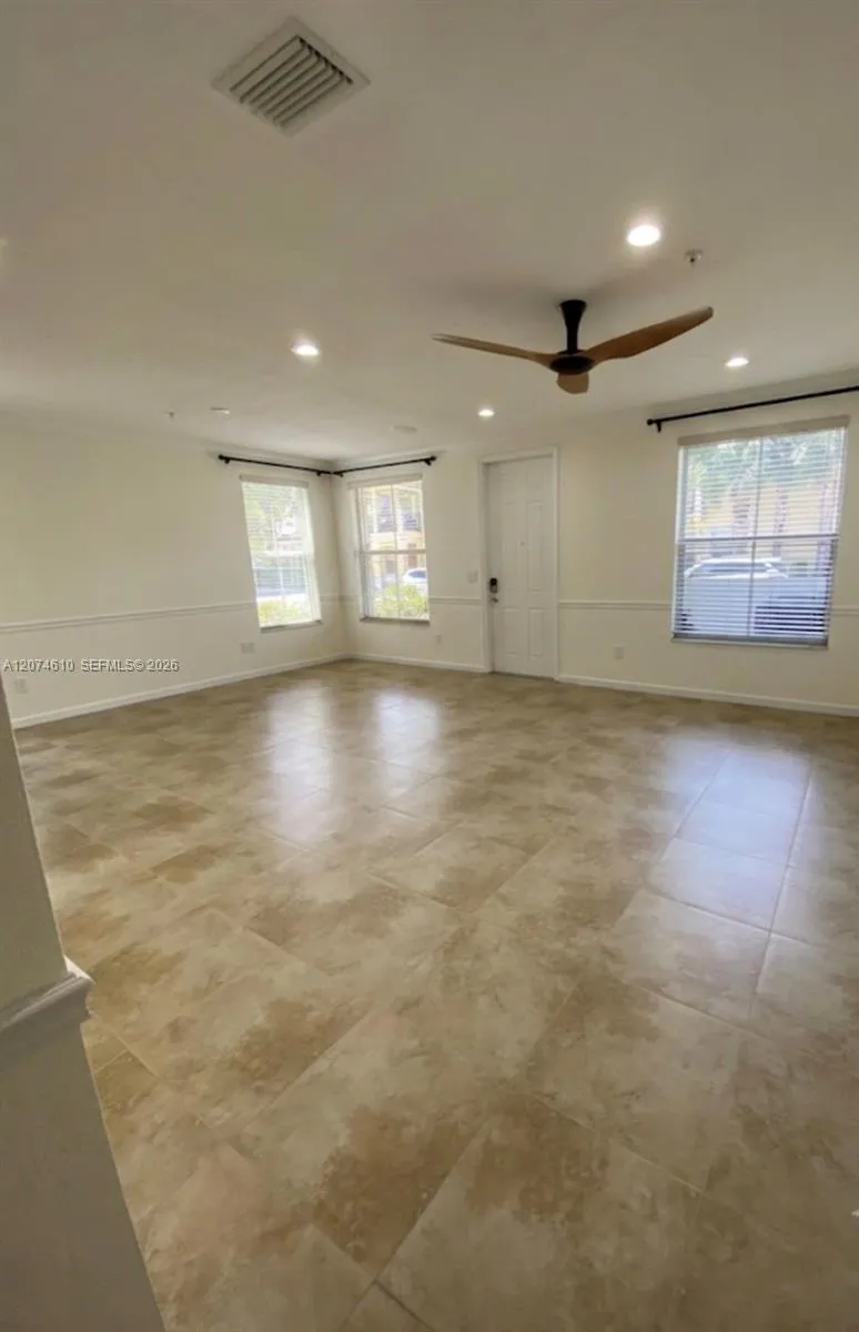 4676 Monarch Way Coconut Creek, FL 33073