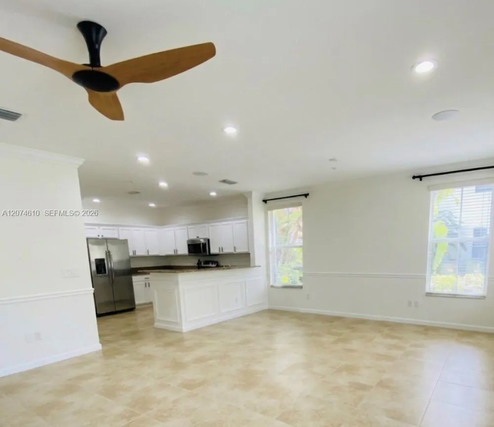 4676 Monarch Way Coconut Creek, FL 33073