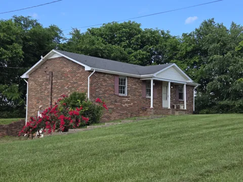 3178 Benton Rd
