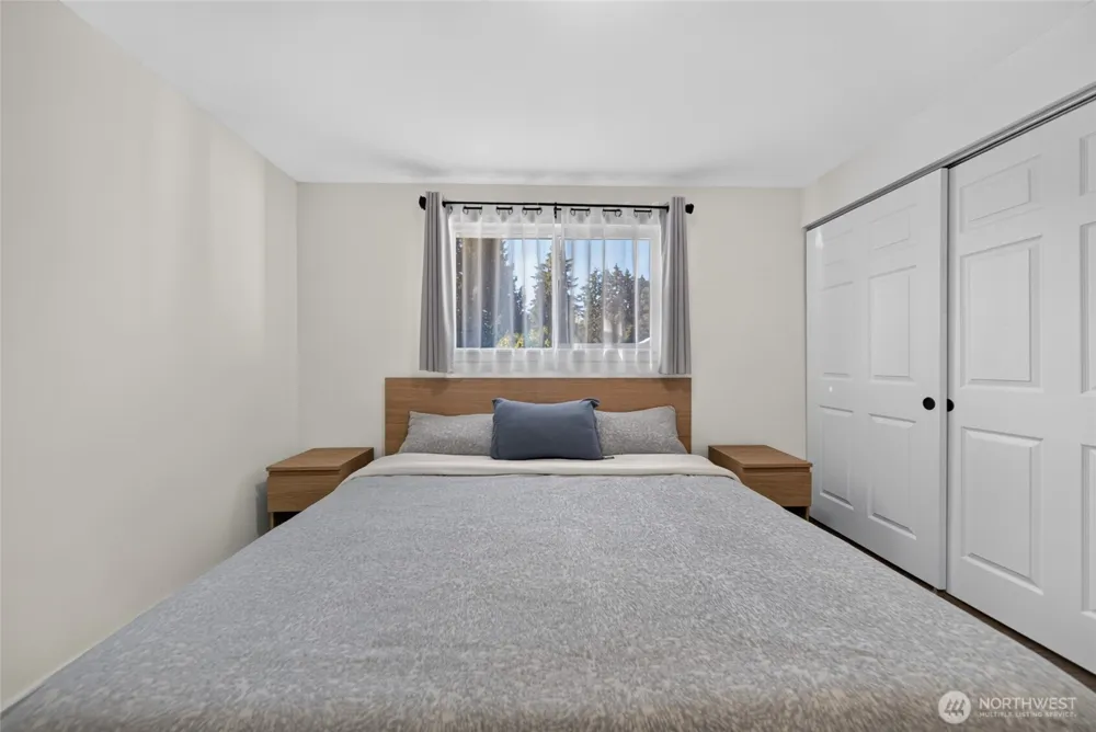 233 S 301st Street Federal Way, WA 98003