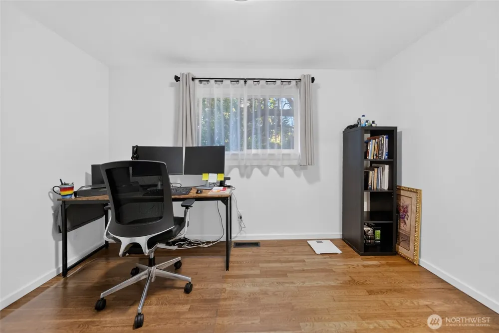 233 S 301st Street Federal Way, WA 98003