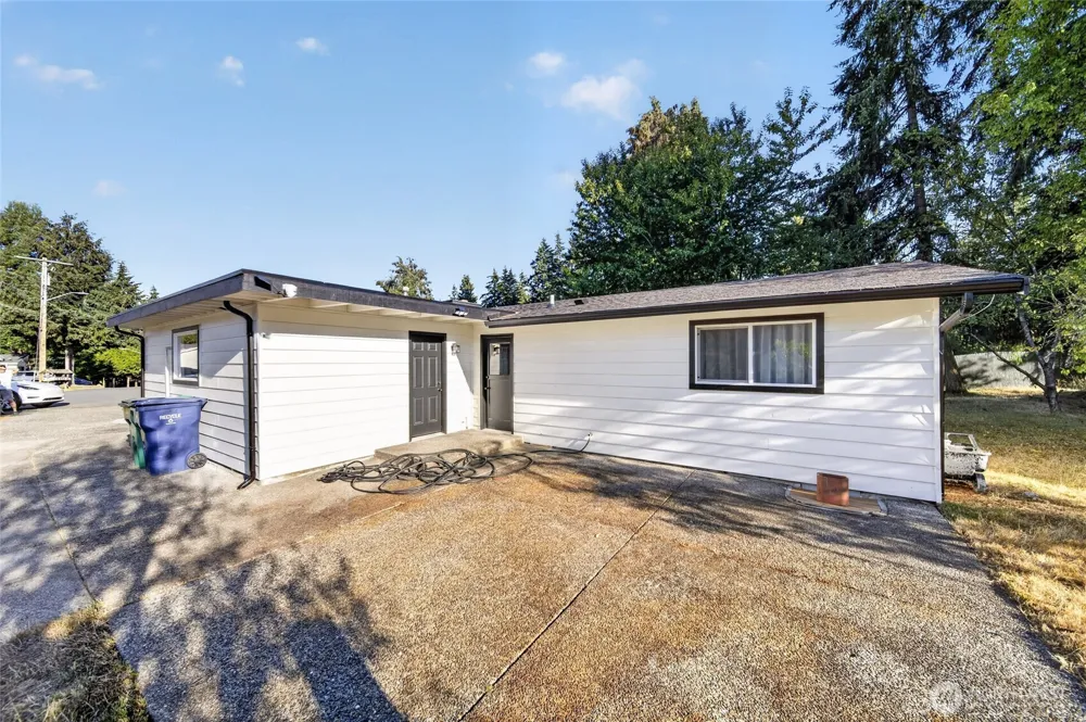 233 S 301st Street Federal Way, WA 98003