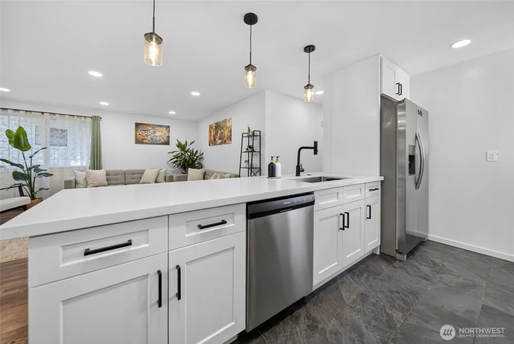 233 S 301st Street Federal Way, WA 98003