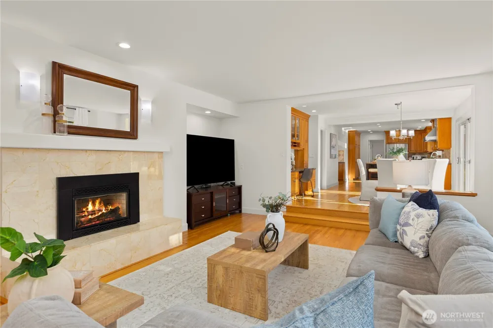 4511 173rd Avenue SE Bellevue, WA 98006