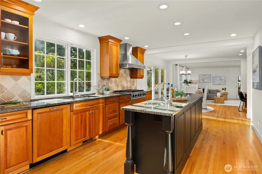 4511 173rd Avenue SE Bellevue, WA 98006