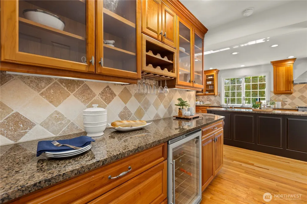 4511 173rd Avenue SE Bellevue, WA 98006