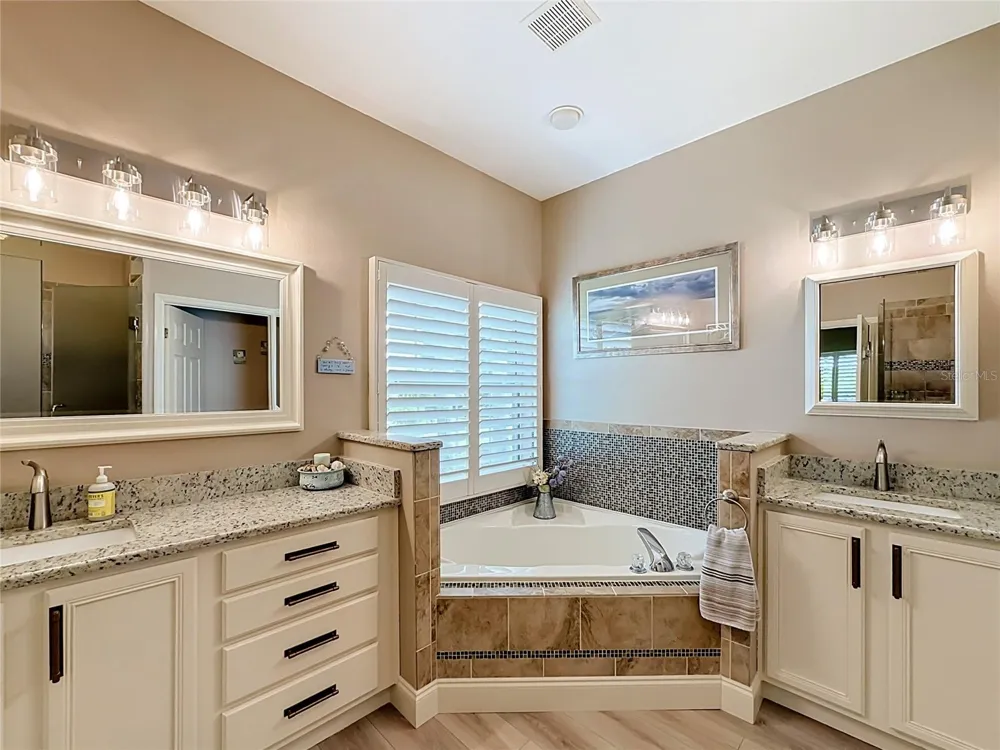 25543 MAUREPAS LANE Leesburg, FL 34748