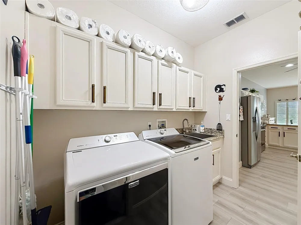 25543 MAUREPAS LANE Leesburg, FL 34748