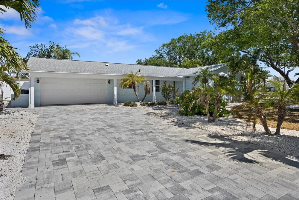 10001 S YACHT CLUB DRIVE Treasure Island, FL 33706