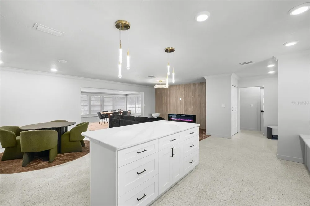 10001 S YACHT CLUB DRIVE Treasure Island, FL 33706