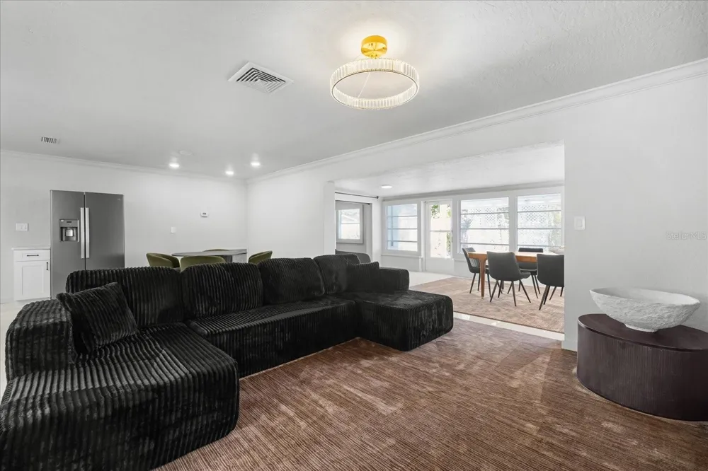 10001 S YACHT CLUB DRIVE Treasure Island, FL 33706