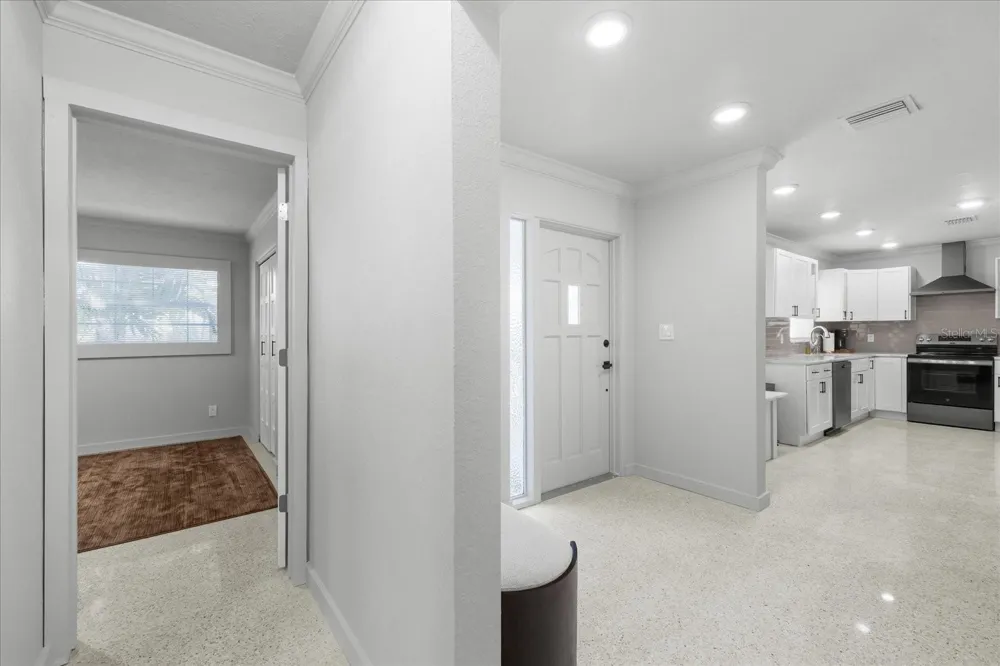 10001 S YACHT CLUB DRIVE Treasure Island, FL 33706