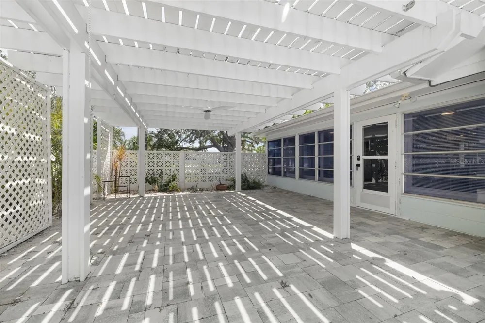 10001 S YACHT CLUB DRIVE Treasure Island, FL 33706