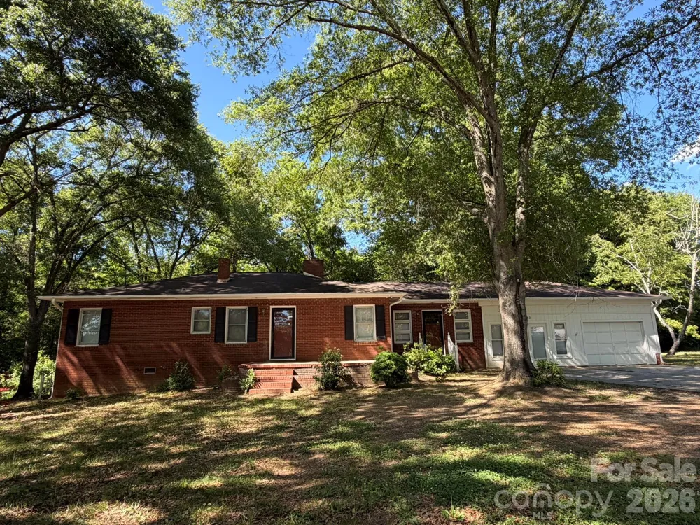 382 Alexis High Shoals Road Dallas, NC 28034