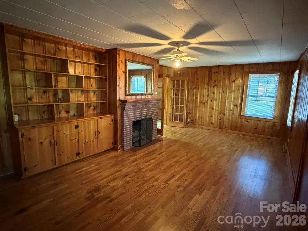 382 Alexis High Shoals Road Dallas, NC 28034
