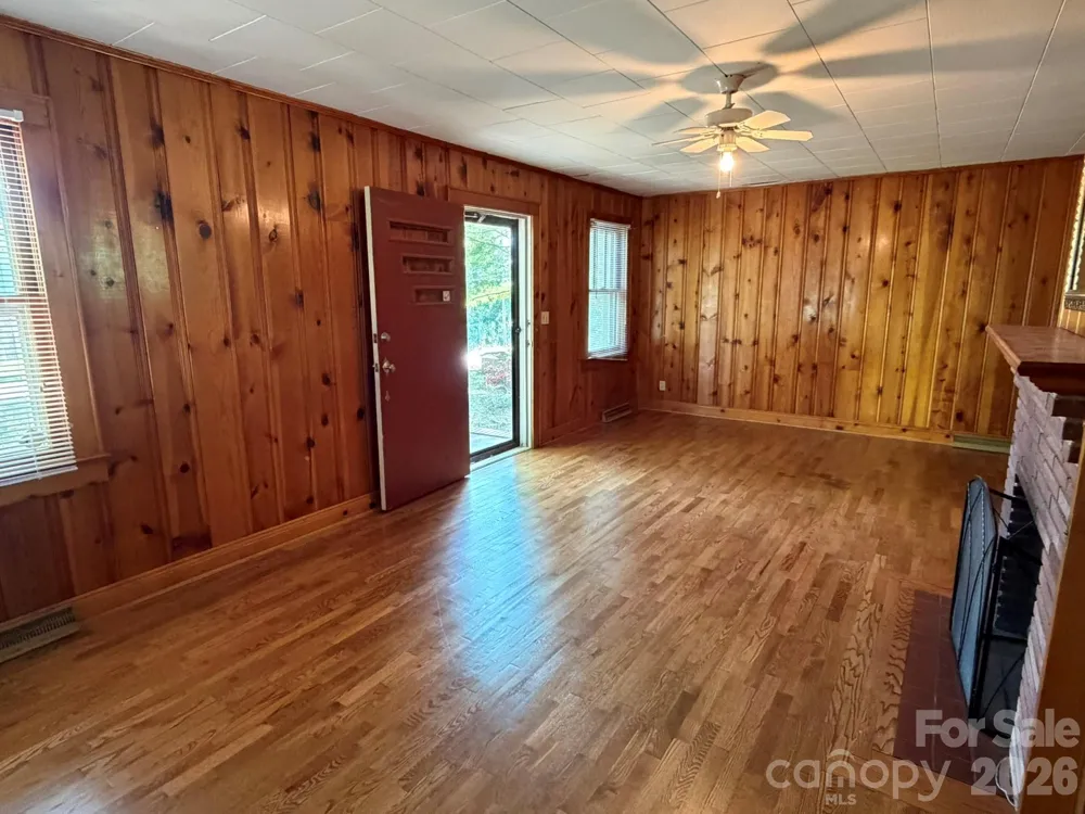 382 Alexis High Shoals Road Dallas, NC 28034