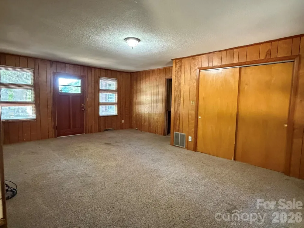 382 Alexis High Shoals Road Dallas, NC 28034