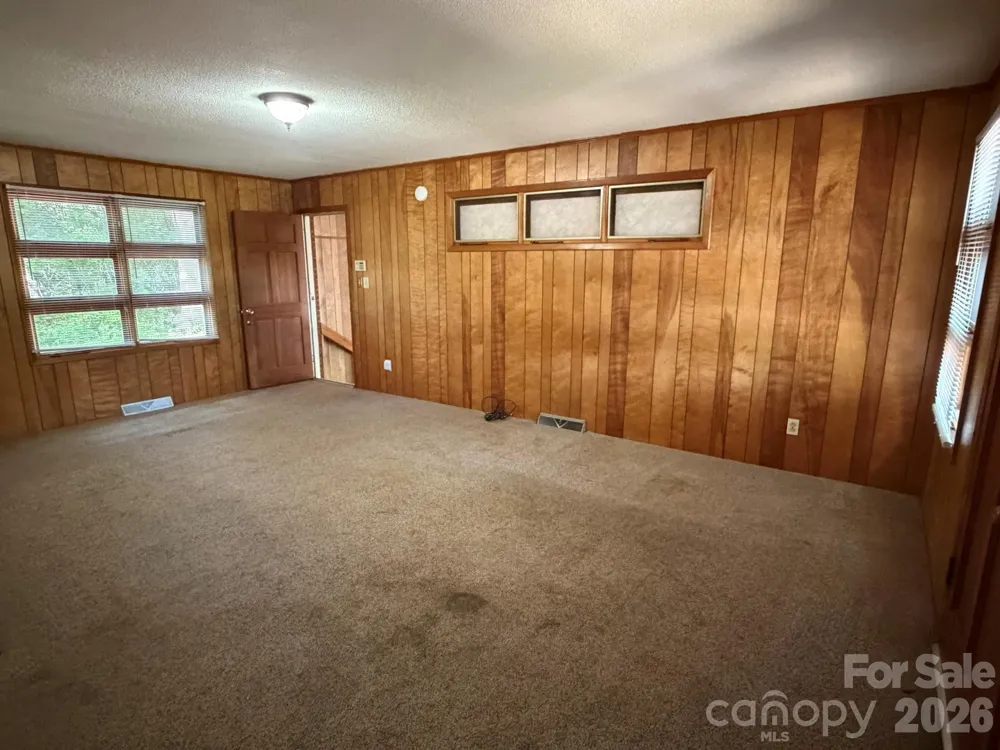 382 Alexis High Shoals Road Dallas, NC 28034