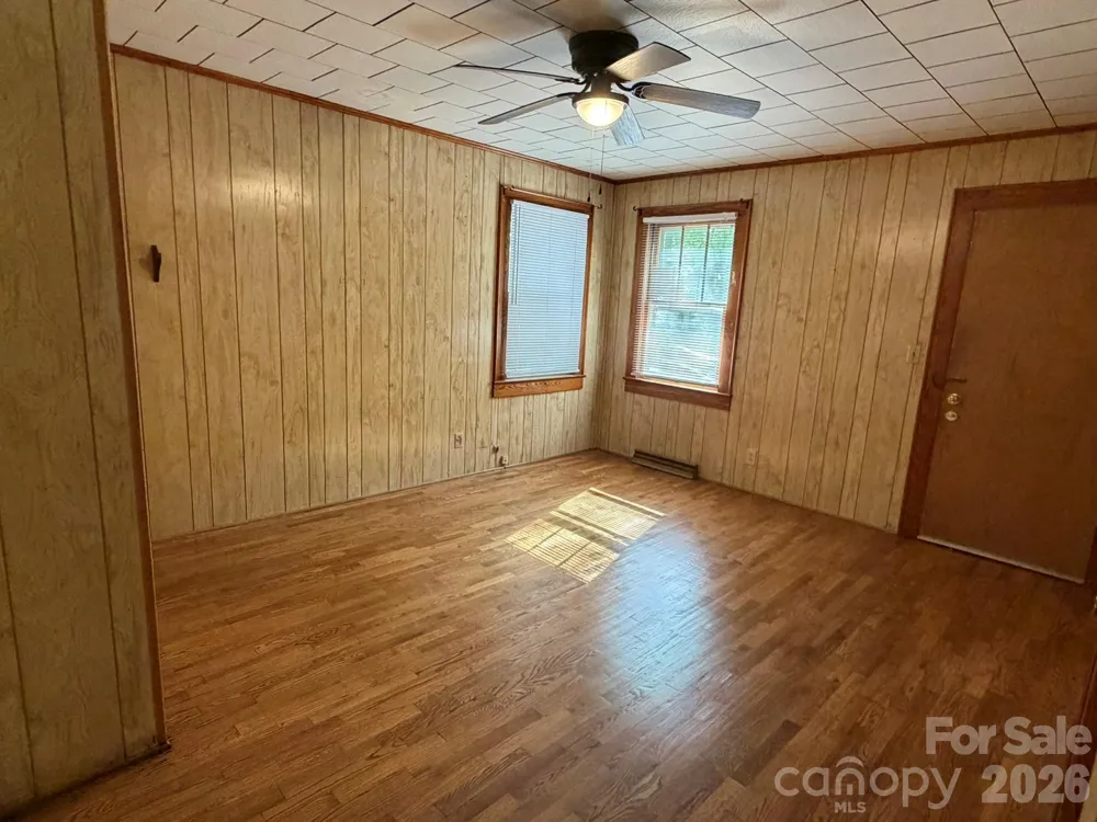 382 Alexis High Shoals Road Dallas, NC 28034