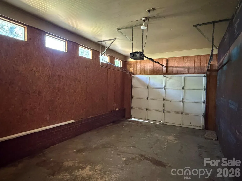 382 Alexis High Shoals Road Dallas, NC 28034