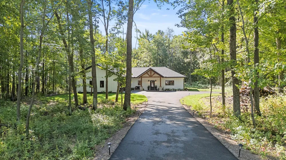 1591 Maplewood Ridge Road East Gull Lake, MN 56401
