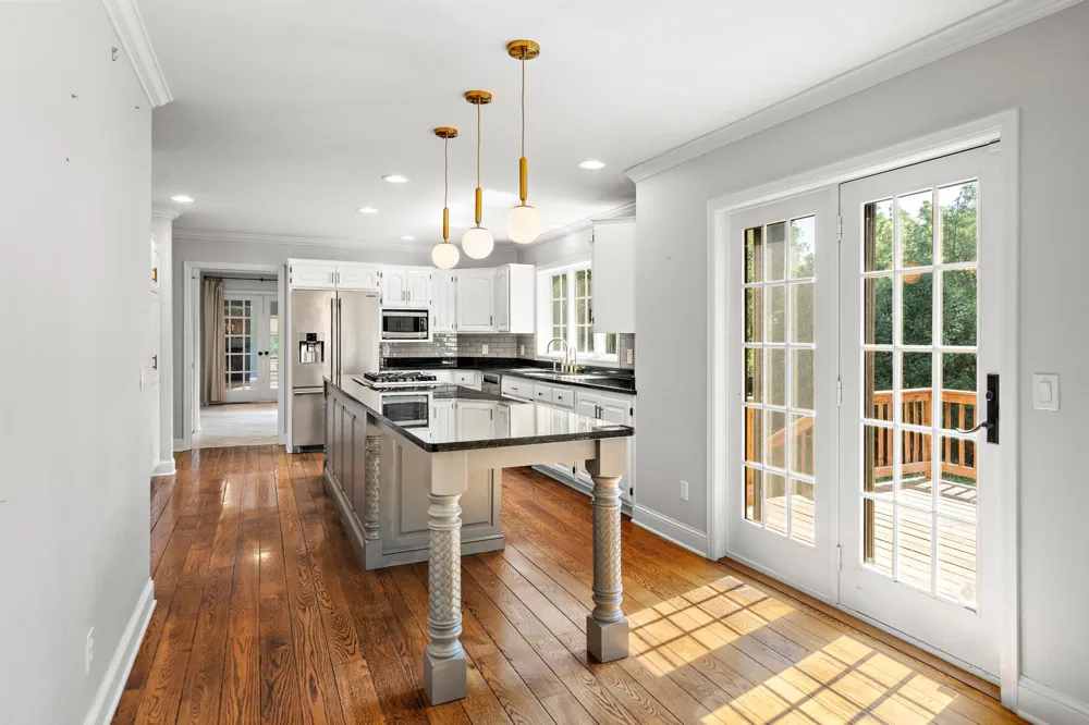 1504 Fairfield Road S Minnetonka, MN 55305
