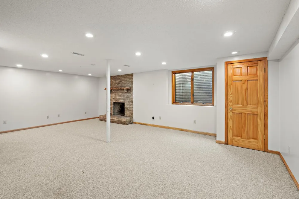 1504 Fairfield Road S Minnetonka, MN 55305